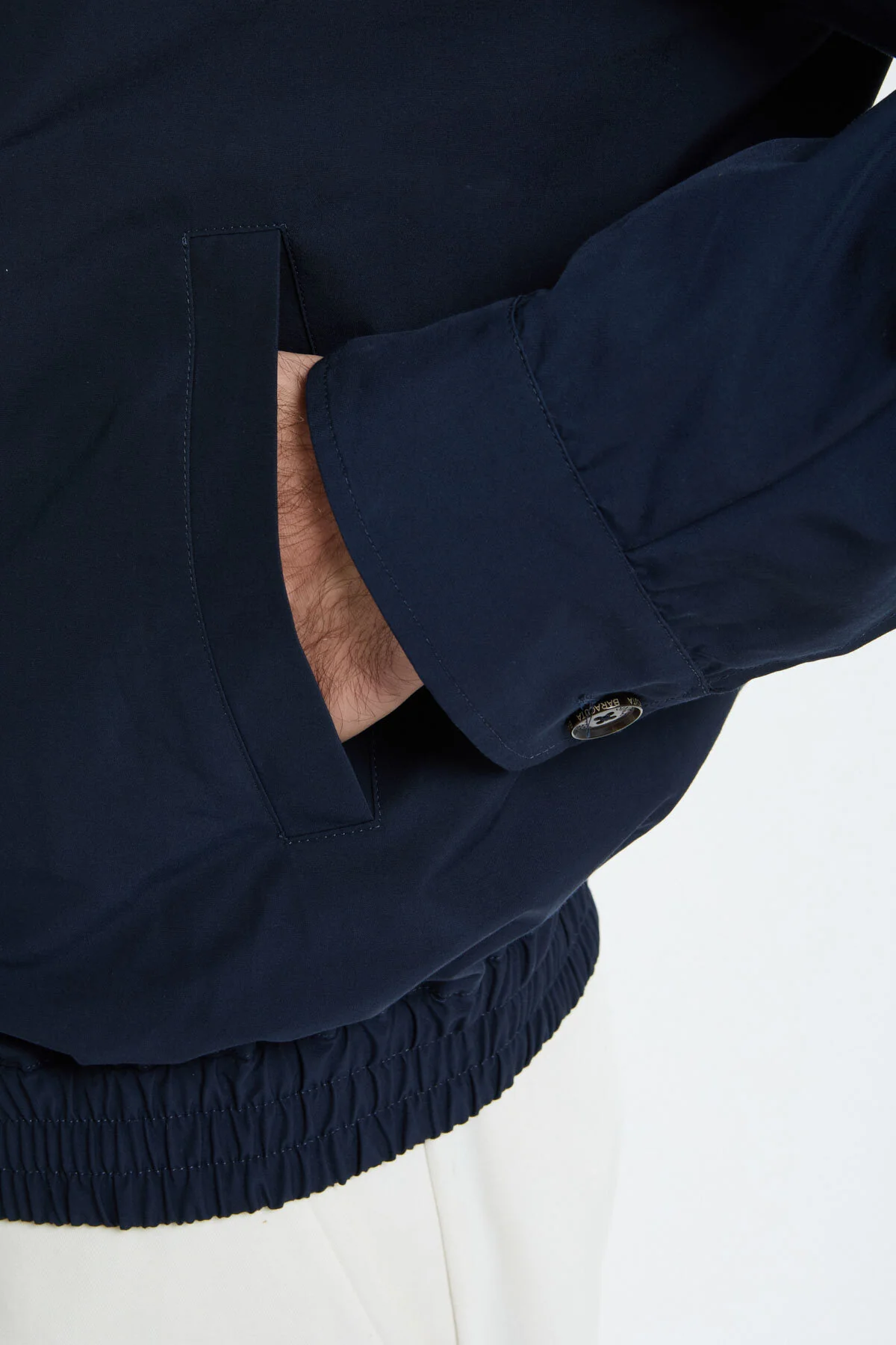 G18 BARACUTA CLOTH - Image 4