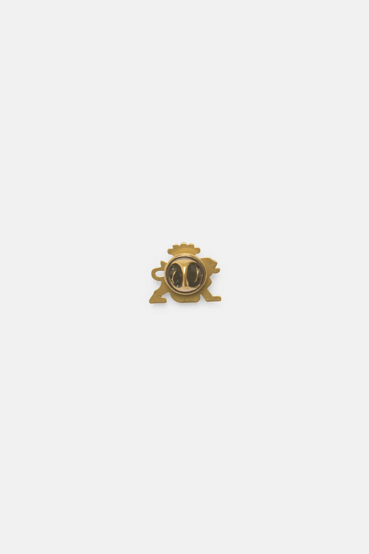 Lion & Crown Pin Badge - Image 4